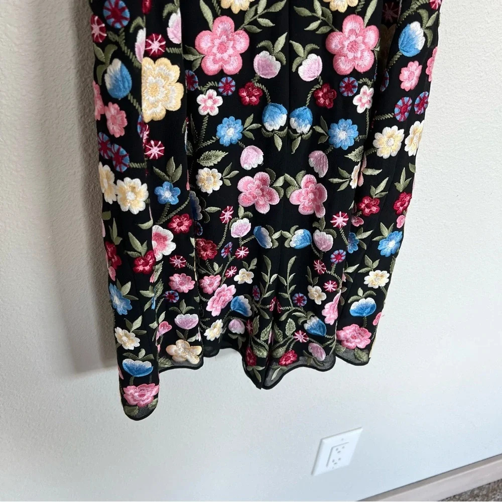 NWOT Needle And Thread Flower Foliage Playsuit Sleeveless Romper Black Multi 4 - Picture 11 of 12
